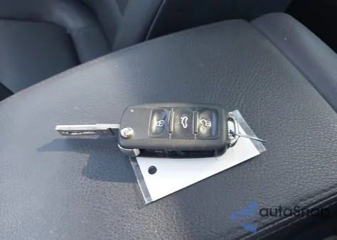 2011 Volkswagen Tiguan Se из США, поврежденный, VIN WVGAV7AX7BW524400